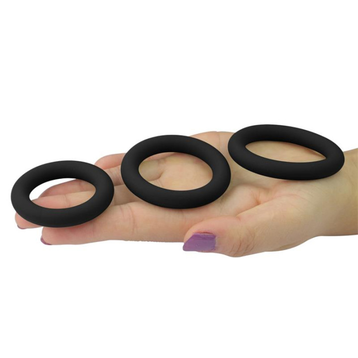Pack de 3 Anillos para el Pene Power Plus Negro de Lovetoy | VibraZon