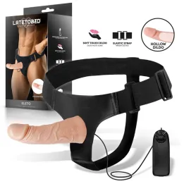 Eleto Arnés con Dildo Hueco Desmontable, Vibración y Control Remoto de Harness Collection Latetobed