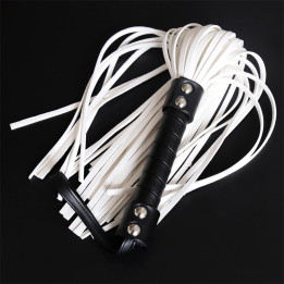 Flogger con Doble Remache 44 cm de Latetobed Bdsm Line | VibraZon