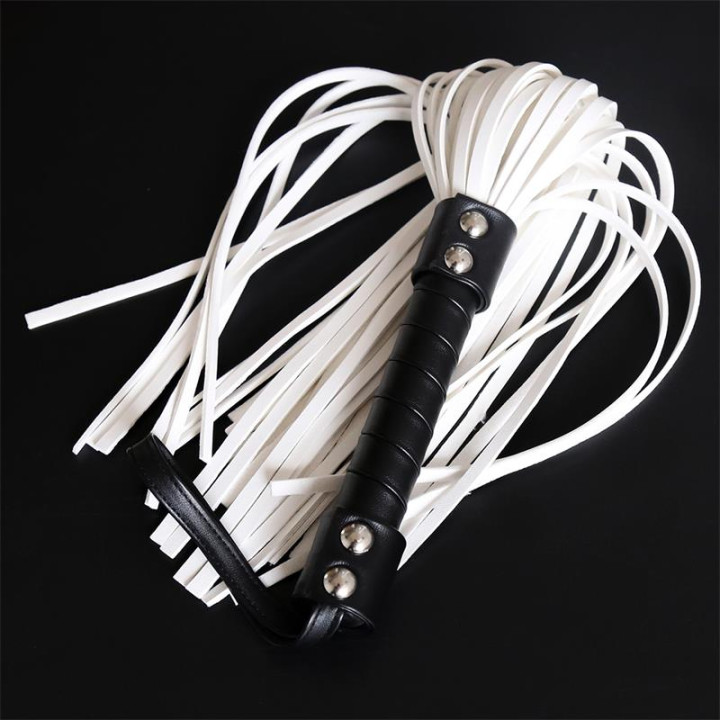 Flogger con Doble Remache 44 cm de Latetobed Bdsm Line | VibraZon