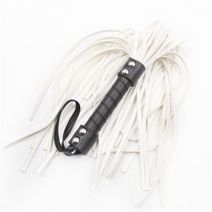 Flogger con Doble Remache 44 cm de Latetobed Bdsm Line | VibraZon