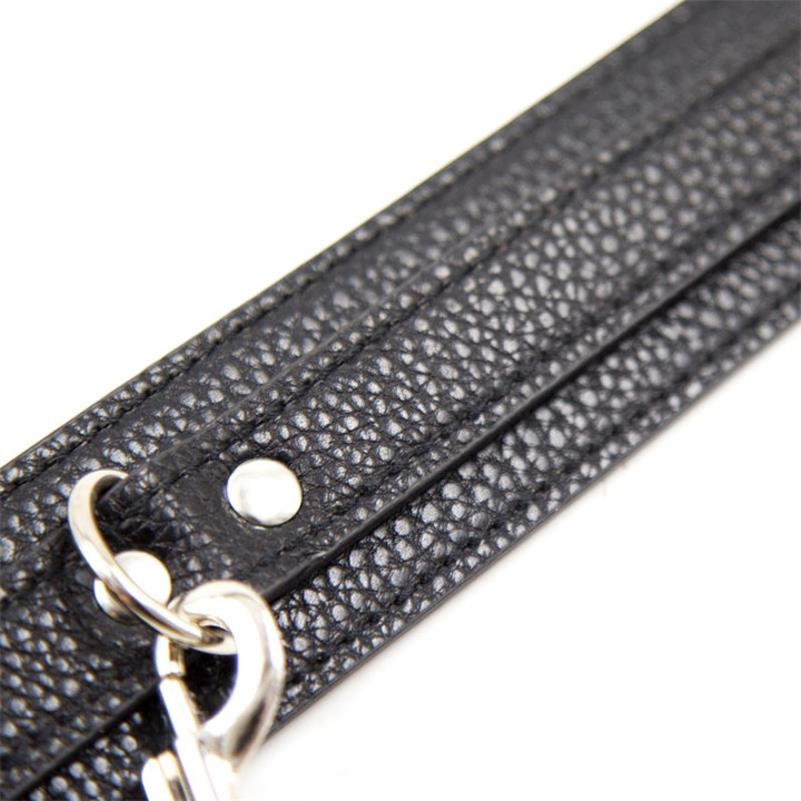 Collar con Correa de Patrón de Serpiente de Latetobed Bdsm Line | VibraZon