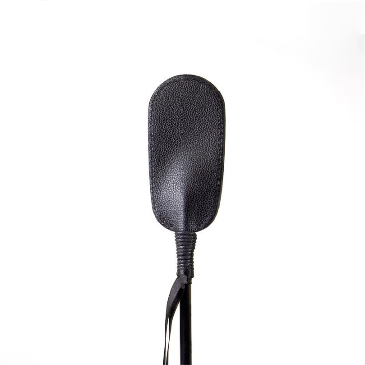 Fusta con forma ovalada de cuero sintético de Secret Play | VibraZon