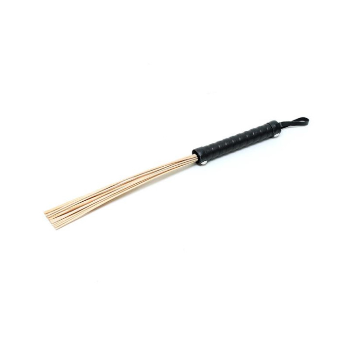 Flogger con tiras de ratán de Bondage Play | VibraZon