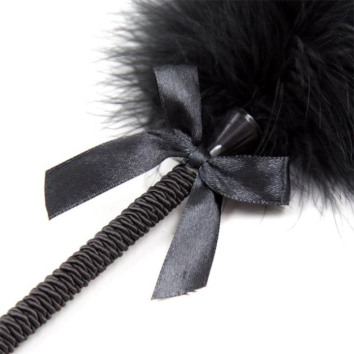 Plumero con Lazo 25 cm Negro de Latetobed Bdsm Line | VibraZon