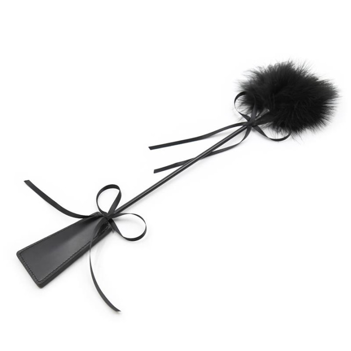 Plumero y Fusta 2 en 1 49 cm Negro de Latetobed Bdsm Line | VibraZon