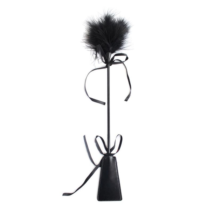 Plumero y Fusta 2 en 1 49 cm Negro de Latetobed Bdsm Line | VibraZon
