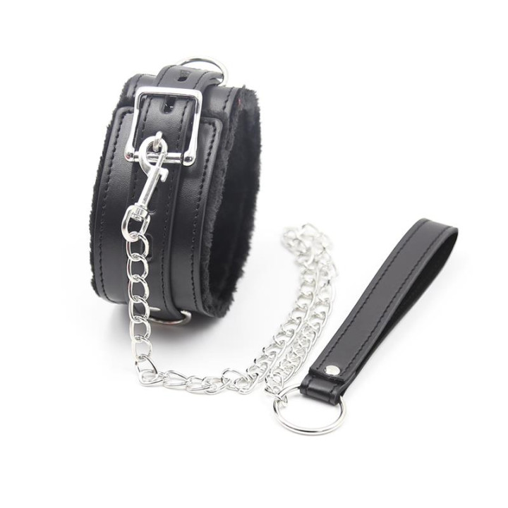 Collar con Correa de Metal Negro de Latetobed Bdsm Line | VibraZon