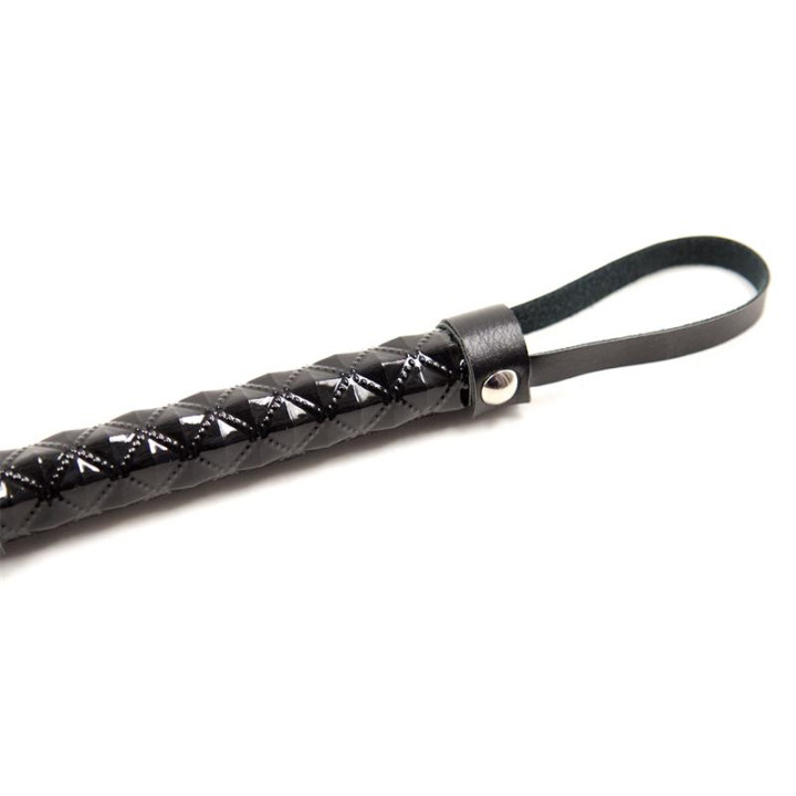 Flogger Patrón de Diamante y Mango de Metal 39 cm Negro de Latetobed Bdsm Line | VibraZon
