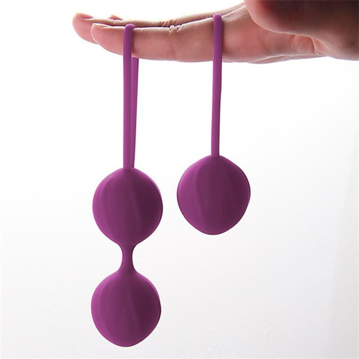 Kelly Bolas Kegel Silicona Púpura de Engily Ross | VibraZon