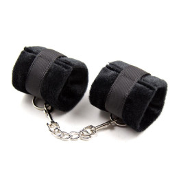 Esposas de Tela con Velcro para Muñecas con Pelo Largo Negro de Intoyou Bdsm Line | VibraZon