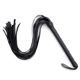 Flogger con 7 Remaches 70 cm de Latetobed Bdsm Line | VibraZon