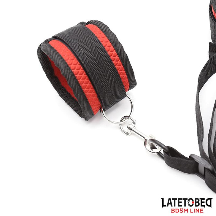Restricciones para la Cama con Antifaz Esposas Ajustables y Desmontables de Latetobed Bdsm Line | VibraZon