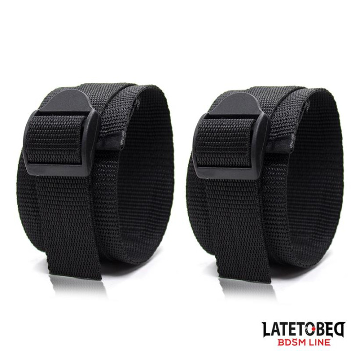 Restricciones para la Cama con Esposas Ajustables de Latetobed Bdsm Line | VibraZon