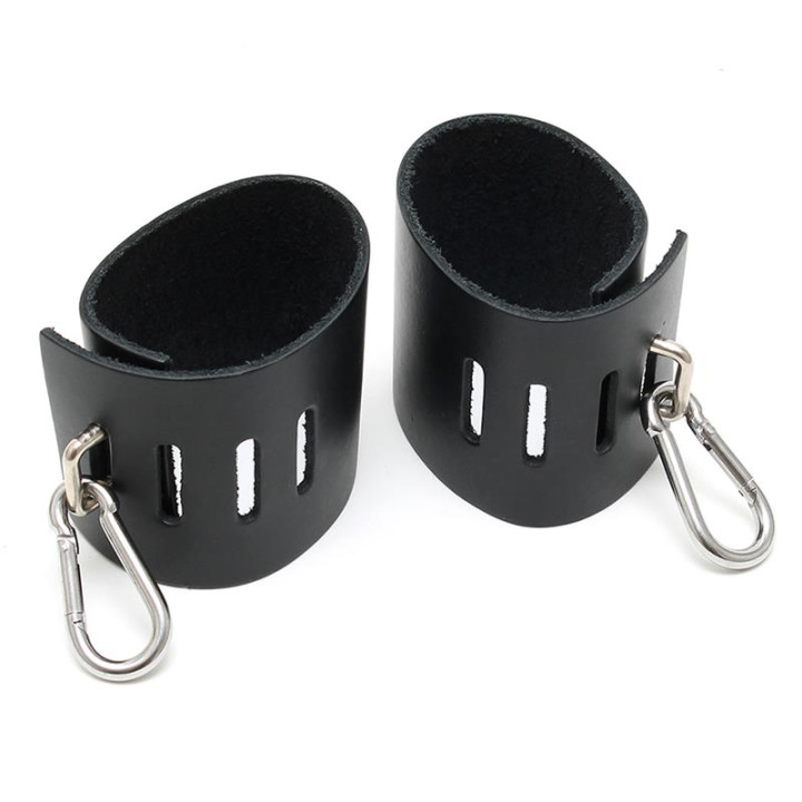 Esposas de Cuero Ajustables de Bondage Play | VibraZon