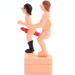 DIABLO PICANTE - MUÑECO BROMA POSTURA SEXUAL POR DETRÁS CON CUERDA HOMBRES | VibraZon