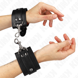 KINK - MUÑEQUERAS ESTILO MAZMORRA CON CERRADURA NEGRO AJUSTABLE 21-28 CM X 5.5 CM | VibraZon