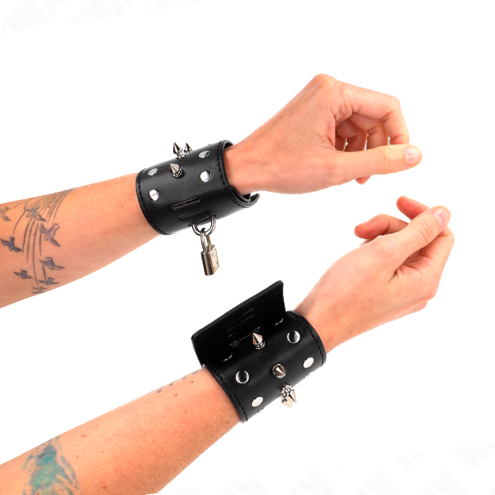 KINK - MUÑEQUERAS ESTILO PUNK CON PINCHOS 25 X 6 CM | VibraZon