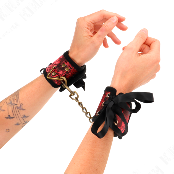 KINK - MUÑEQUERAS DISEÑO ESCÁNDALO ROJO-NEGRO DETALLE LAZO 24.5 CM X 6.5 CM | VibraZon