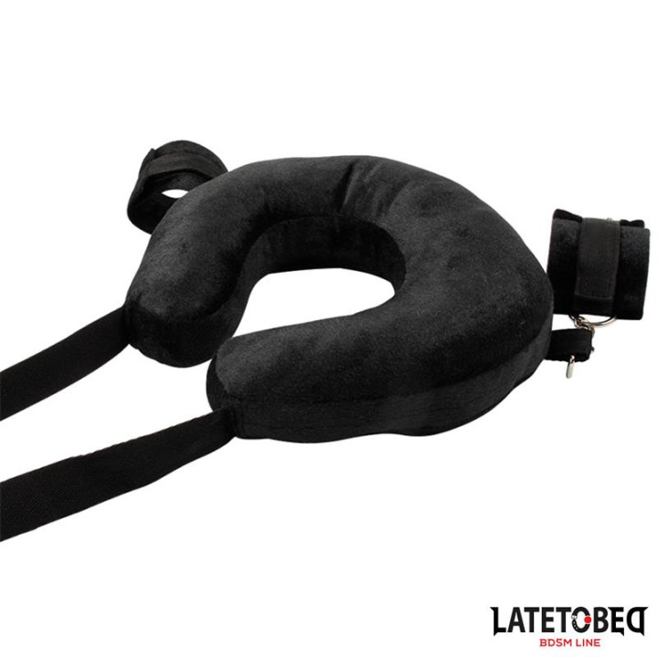 Set de Restricciones de Cojín con Esposas de Latetobed Bdsm Line | VibraZon