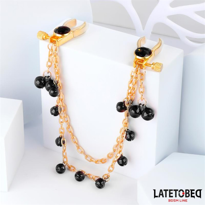 Pinzas para Pezones con Cadena y Cascabeles de Latetobed Bdsm Line | VibraZon