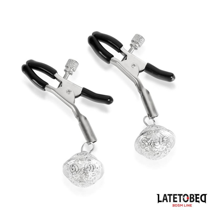 Pinzas para Pezones con Cascabel Plateado y Negro de Latetobed Bdsm Line | VibraZon