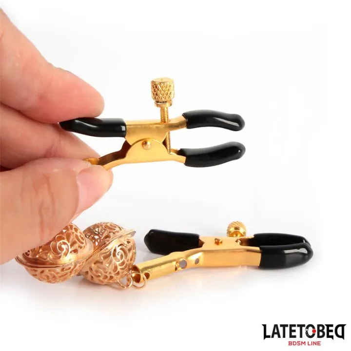 Pinzas para Pezones con Cascabel Dorado y Negro de Latetobed Bdsm Line