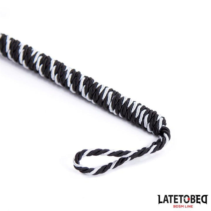 Plumero con Lazo Gris y Negro 25cm de Latetobed Bdsm Line | VibraZon
